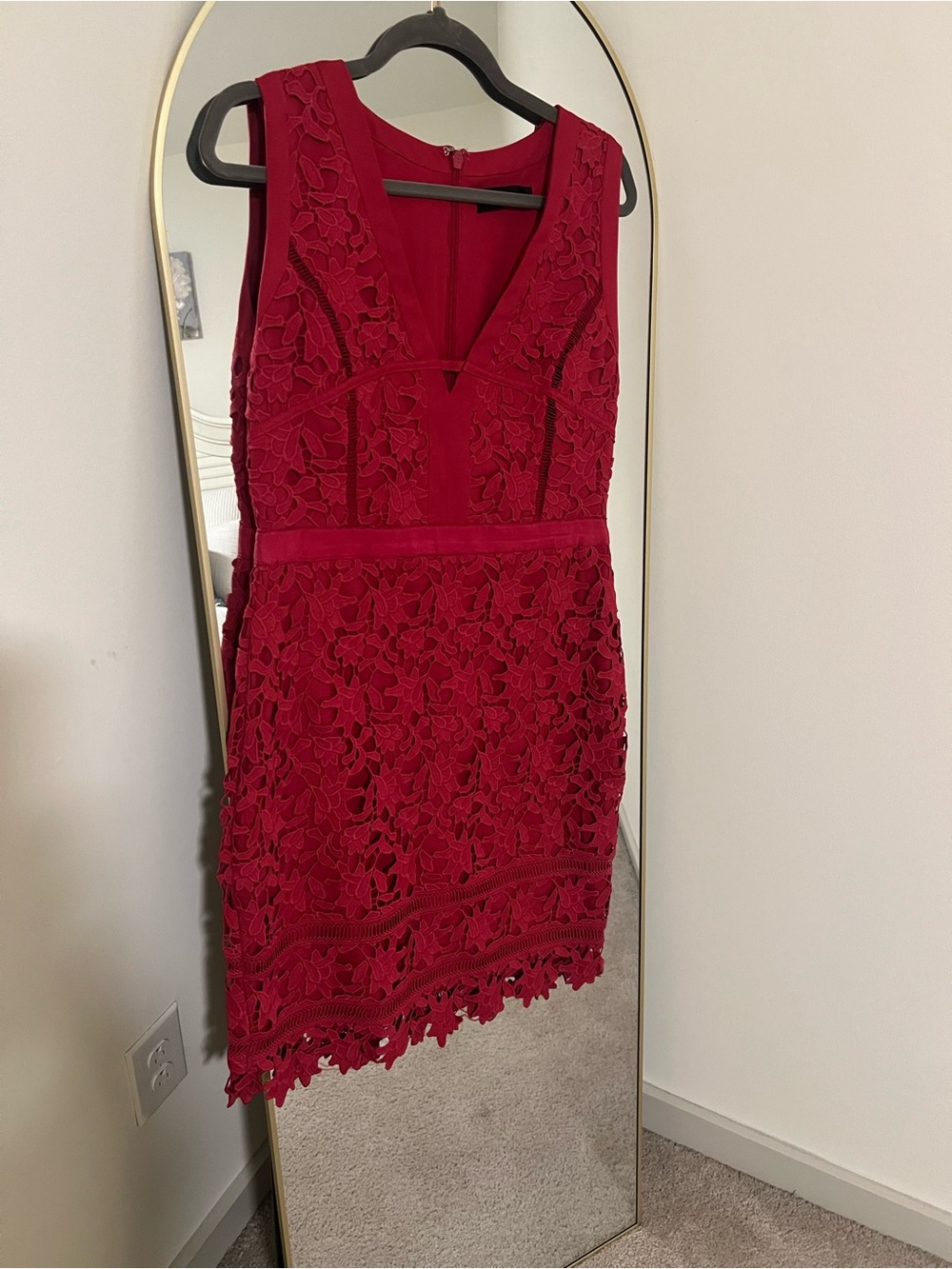 Adelyn Rae Burgundy Deep Pink V-Neck Mini Dress